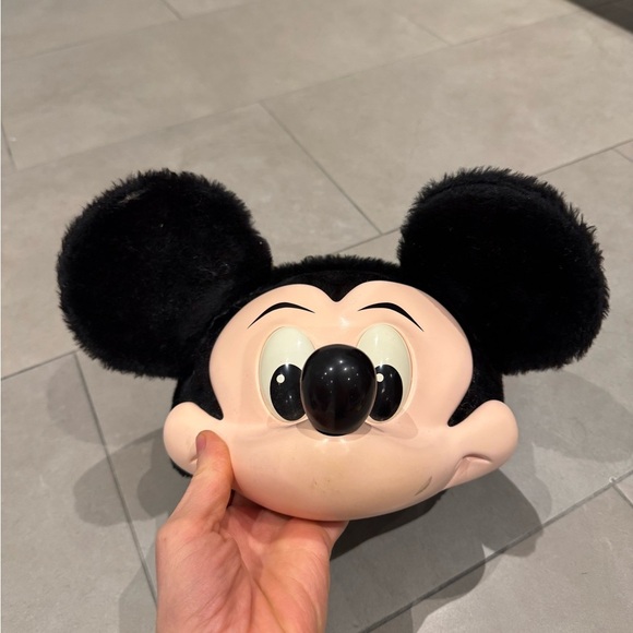 Mickey Mouse Hat - Picture 1 of 4